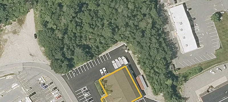 15 Colonial Dr