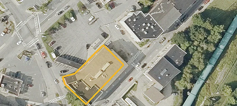 33 Main St