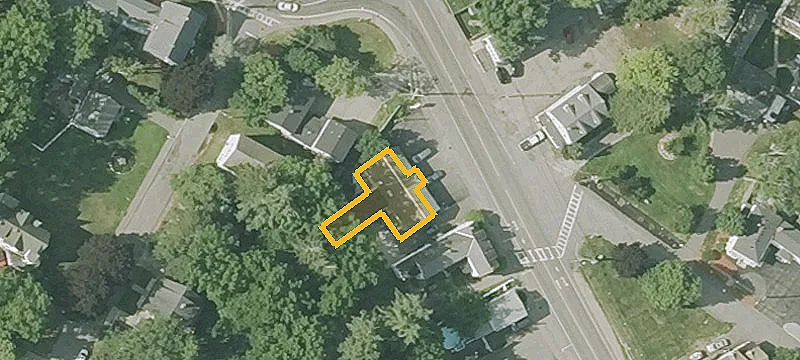 14 Main St