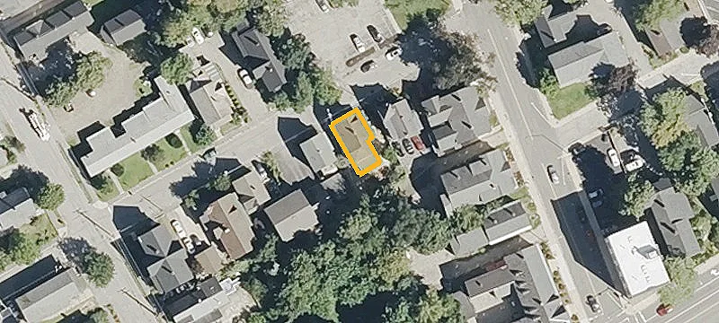 5 Maple St