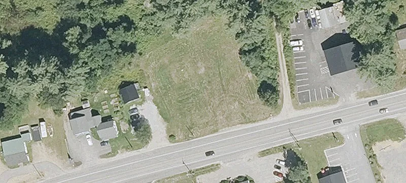 208 Laconia Rd