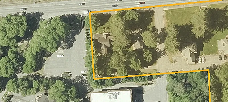 1854 Main St