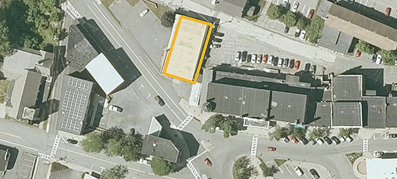 1 Main St