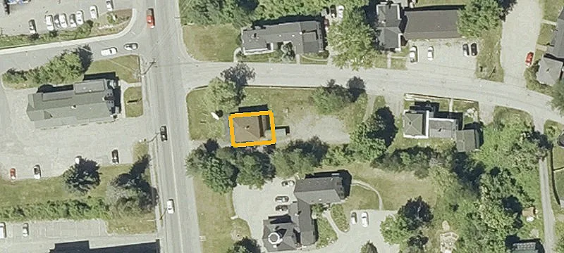 81 Cottage St
