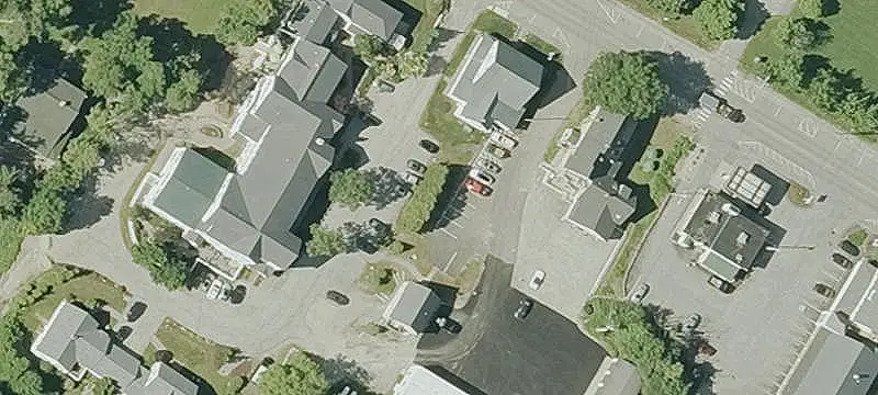 370 Main St