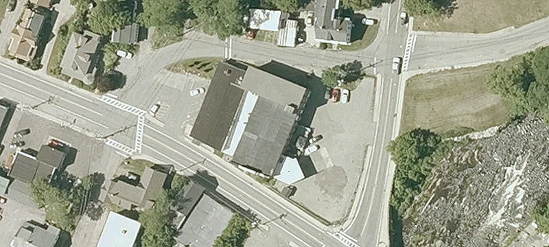 169 Main St