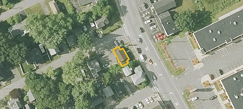 34 Crystal Ave