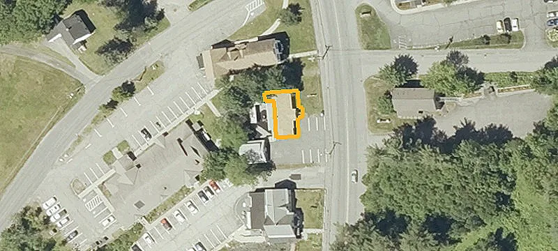210 Cottage St