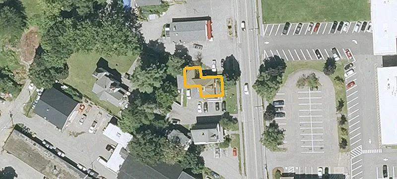 328 Un Ave