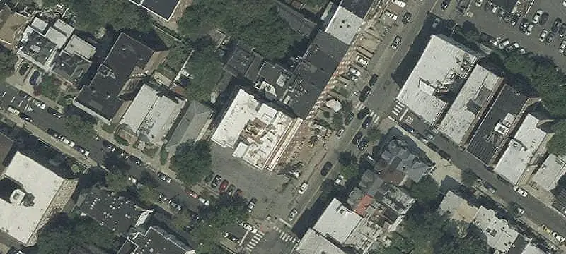 669 Bergen Ave