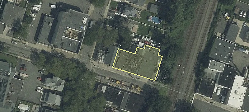 39 Ft Lee Rd