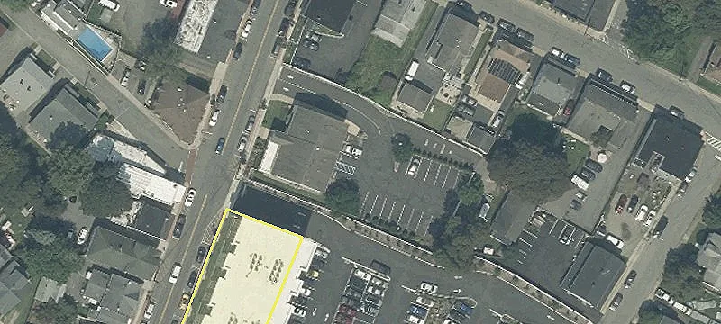 22 Main St