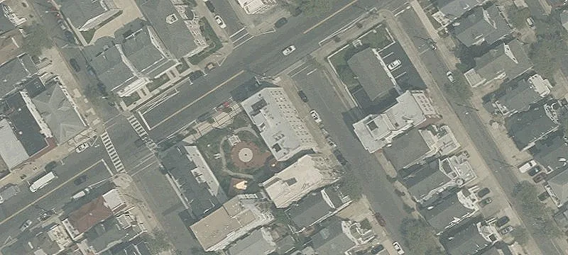 2 Oakland Ave
