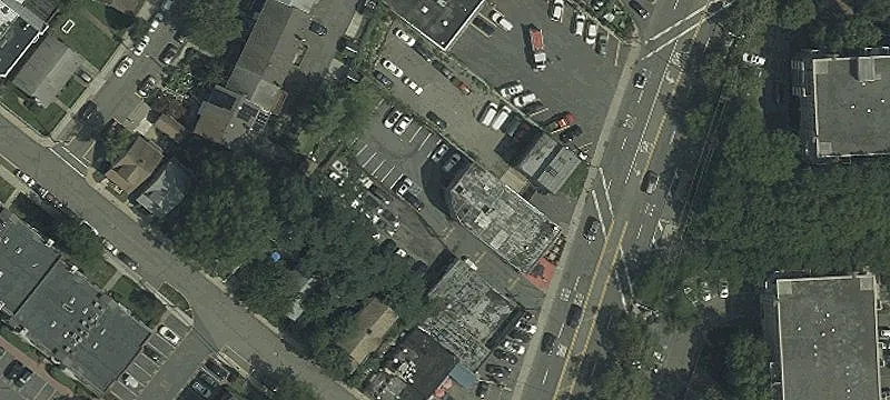 824 Riv Rd