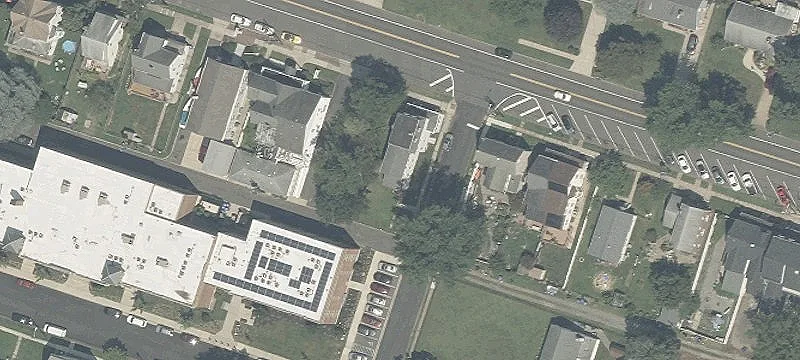 200 Frnt St
