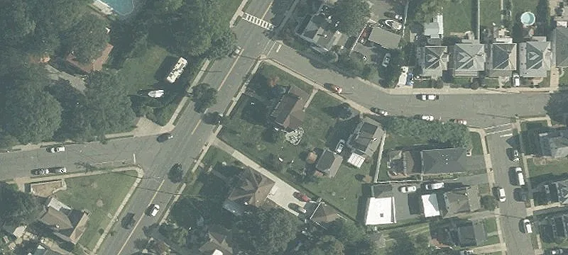 198 Main St