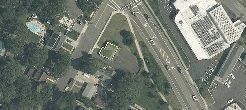2 Braddock Dr