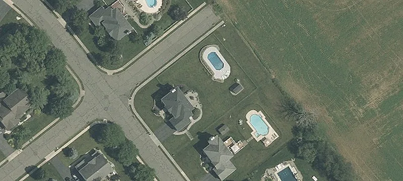 556 Main St