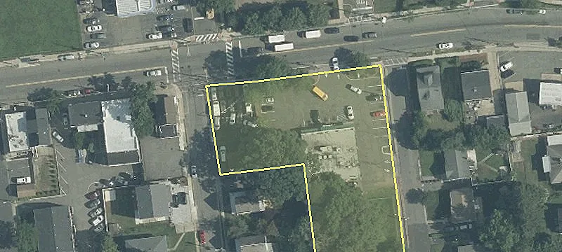 124 Woodbridge Ave