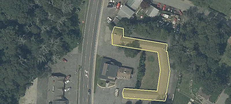 25 Lakeside Blvd