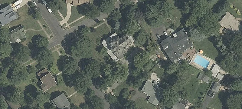 201 Linden Ave