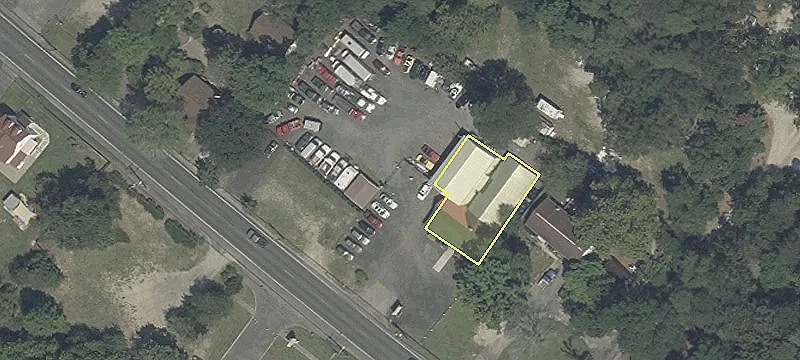 383 Lakehurst Rd