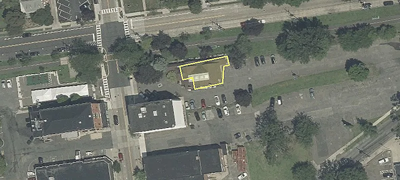 10 Chestnut Ave