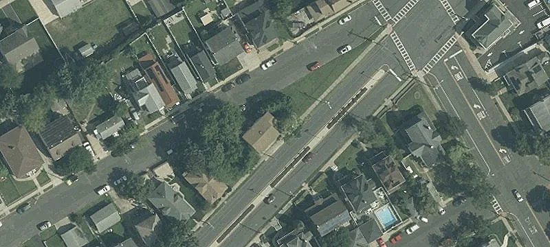 416 Bordentown Ave