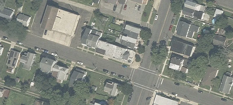 221 Broad St