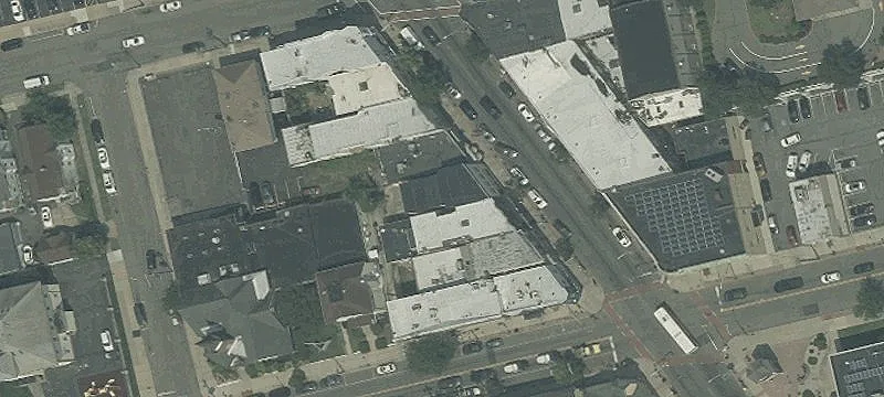 1157 Main Ave