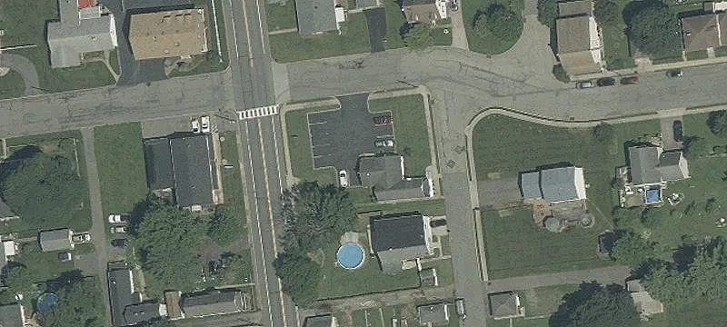 1015 4th Ave