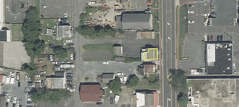 14 Maple Ave
