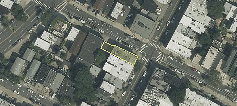 1135 Smt Ave