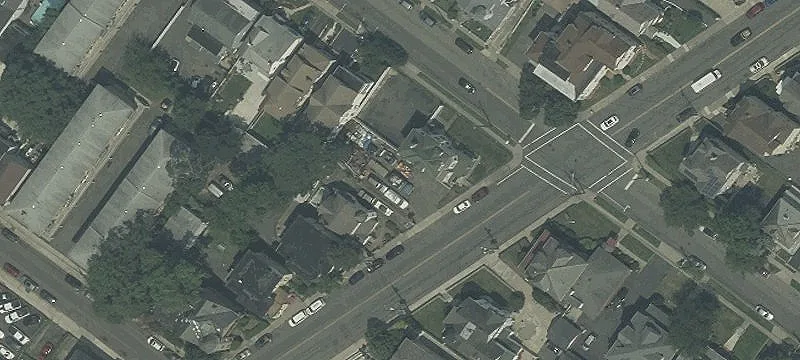 252 Broadway