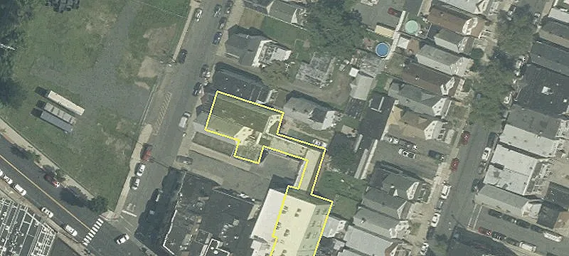 388 Ee Ave