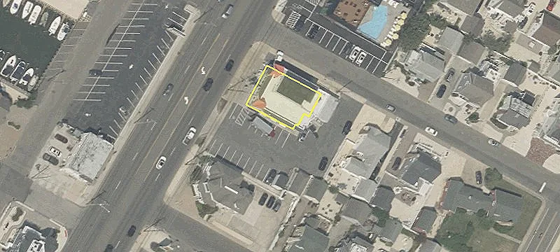 13501 Long Bch Blvd