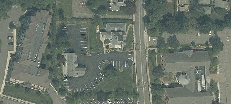 10 Anderson Hl Rd