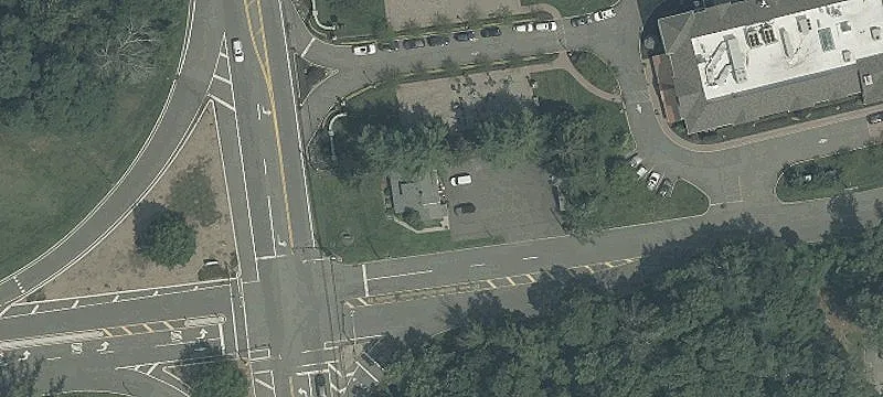 818 Wyckoff Ave