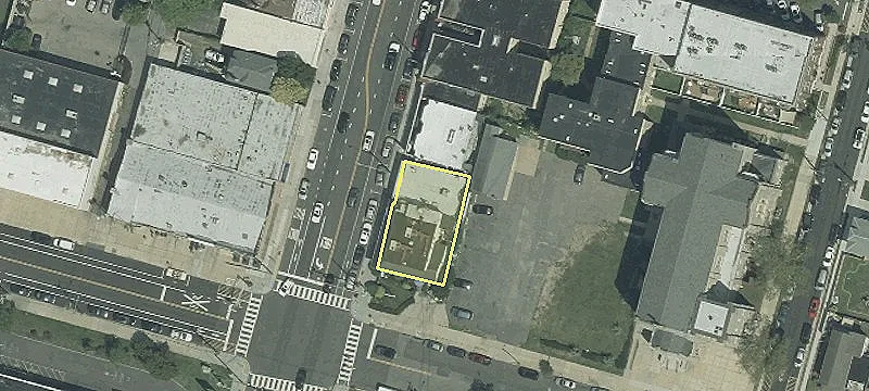 1002 Main St