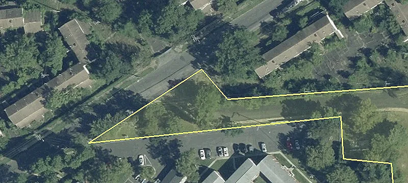 600 Pinebrook Rd