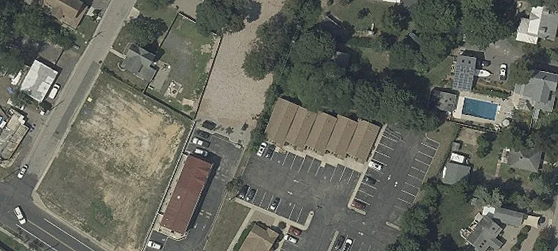 102 Bay Ave, Unit 5