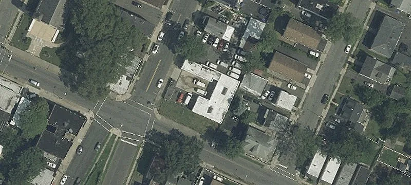 472 Halsted St