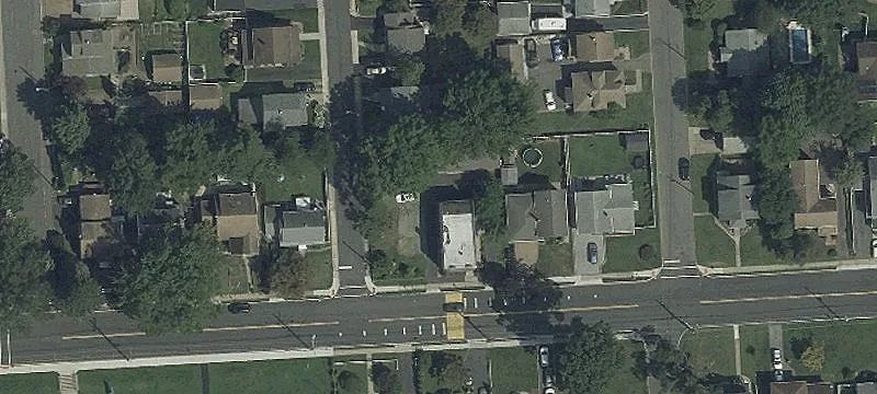 215 Hickory Ave