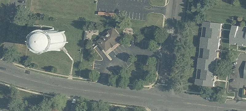 60 Lk Dr