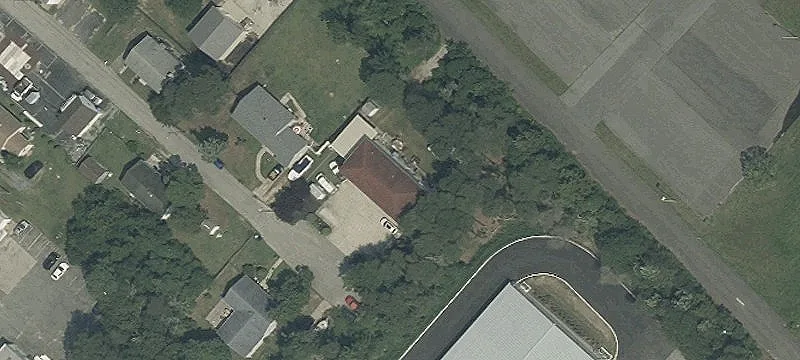 13 Roberts Ave