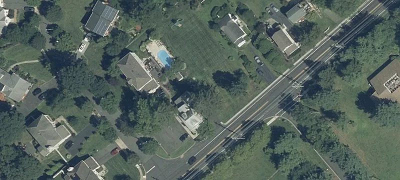 20 Denow Rd