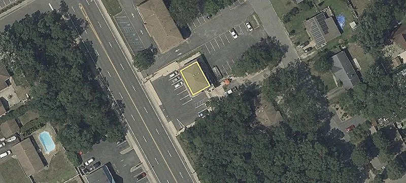 414 Lacey Rd