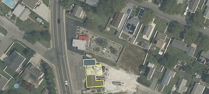 2404 Bayshore Rd