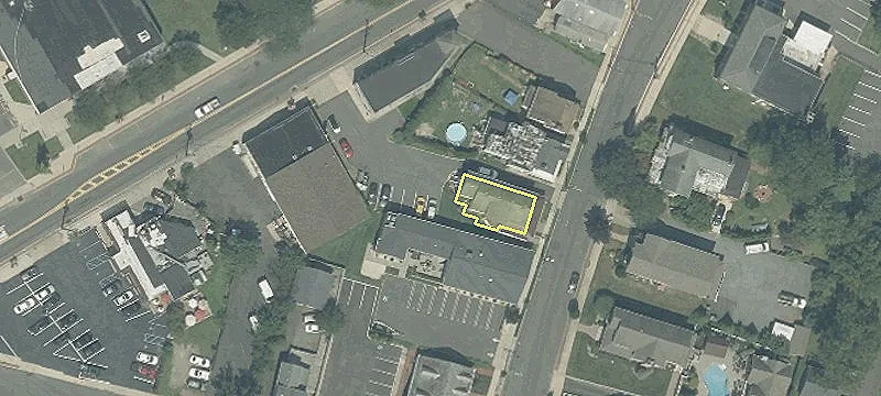 156 Main St