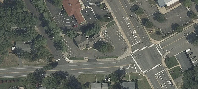 701 Lacey Rd